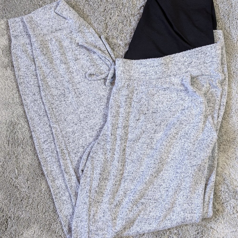 Gray a:glow Maternity Jogger Sweatpants Size Large (though pants say Medium)